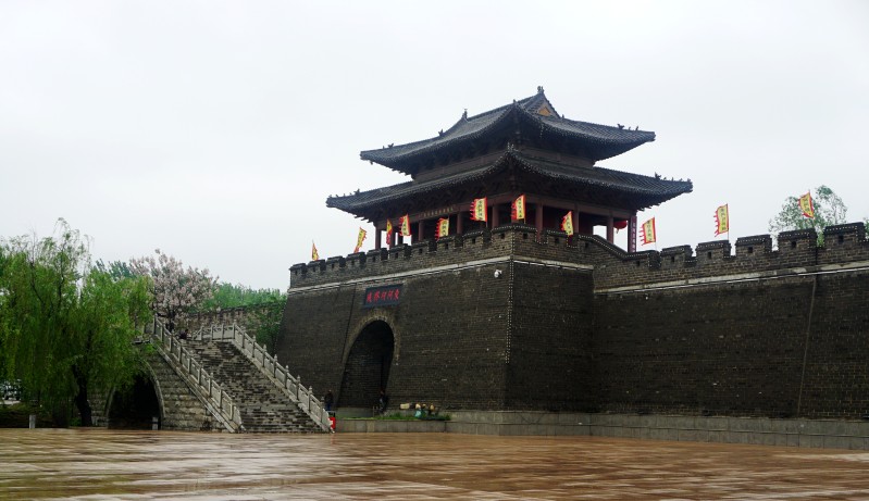 山东聊城行(三) 游览水上古城,东阿影视城|老小孩讲述