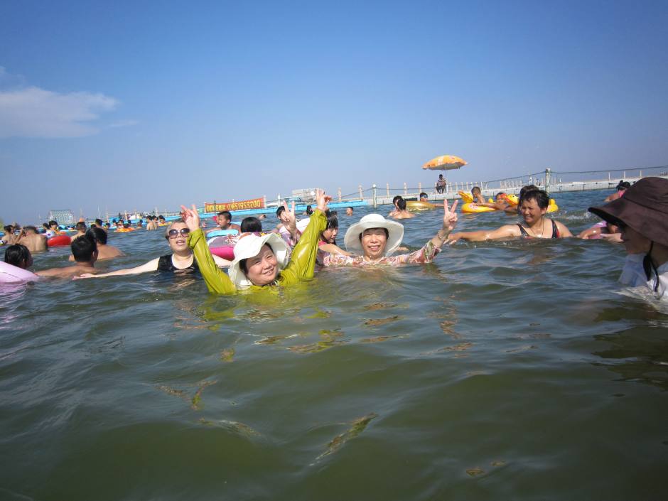 相聚金山九天浴场,同游金沙碧海蓝天